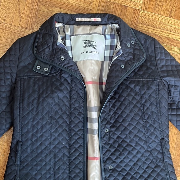 Burberry Coat - Picture 5 of 8